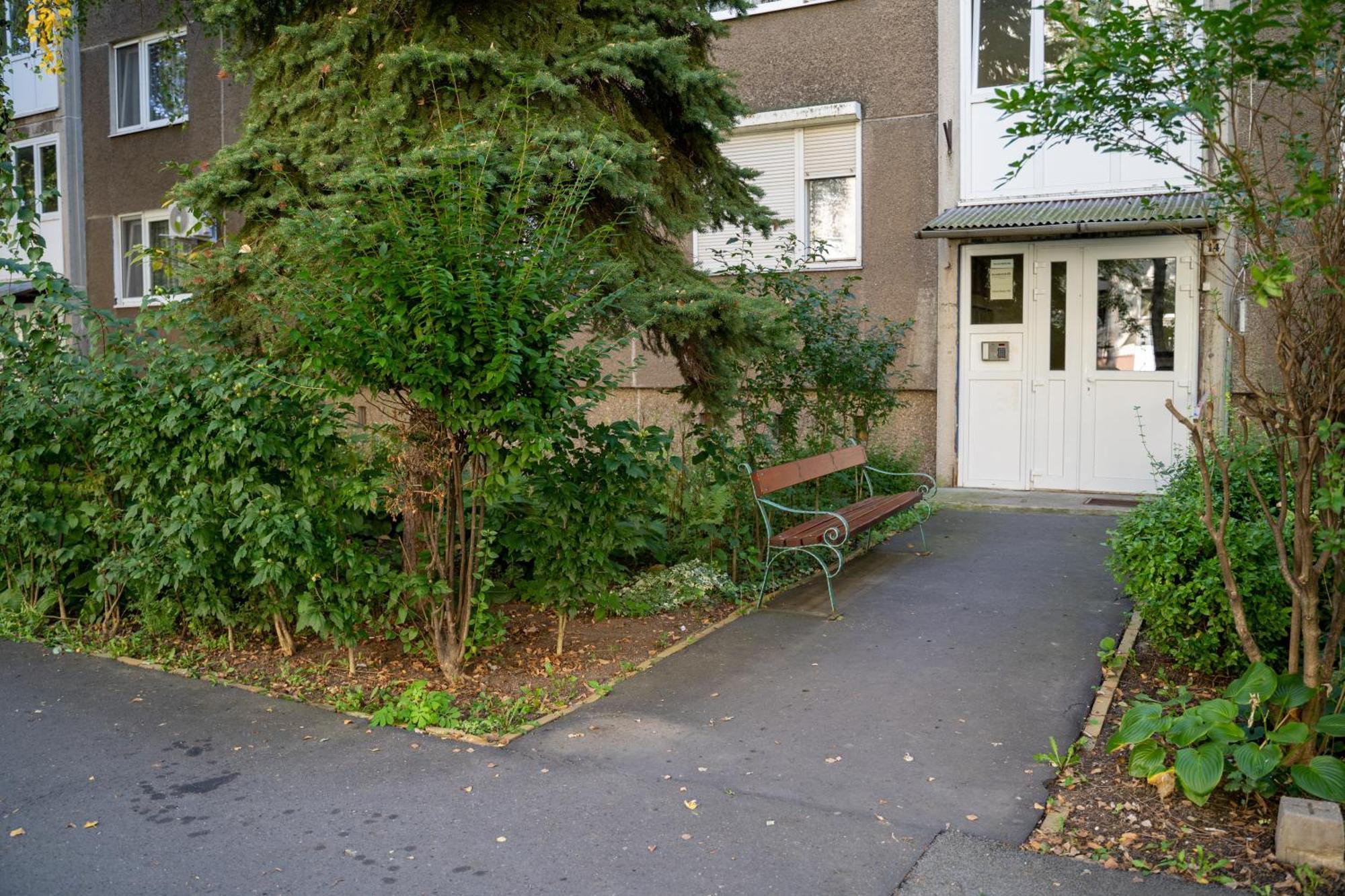 Comfort 14 -- Stylish City Apartment Netflix, Wi-Fi & Parking Miskolc Exterior foto